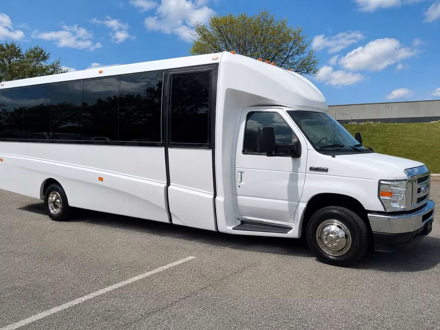wheat ridge 20 passenger minibus rental