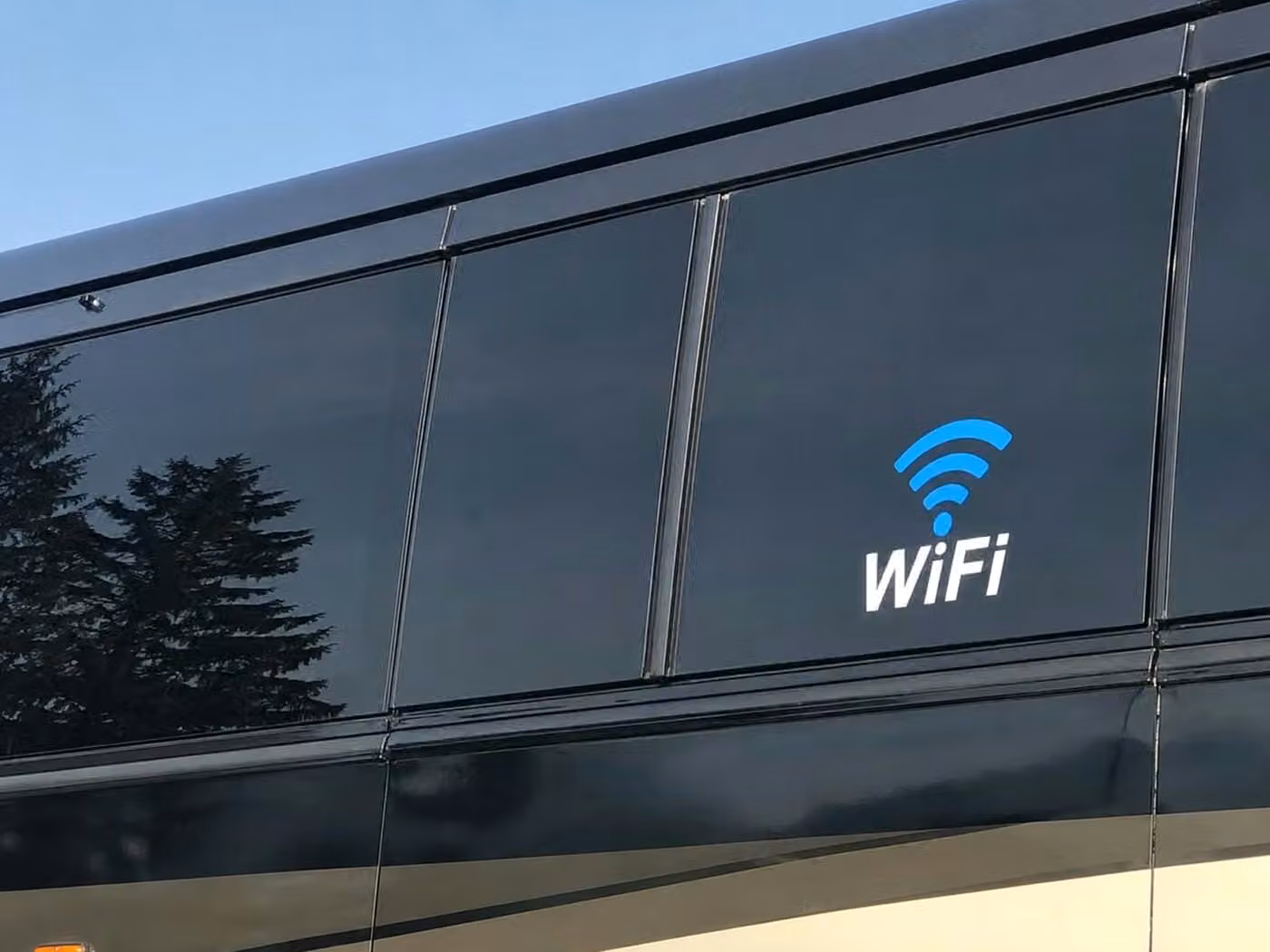 wheat ridge 20 passenger minibus wifi