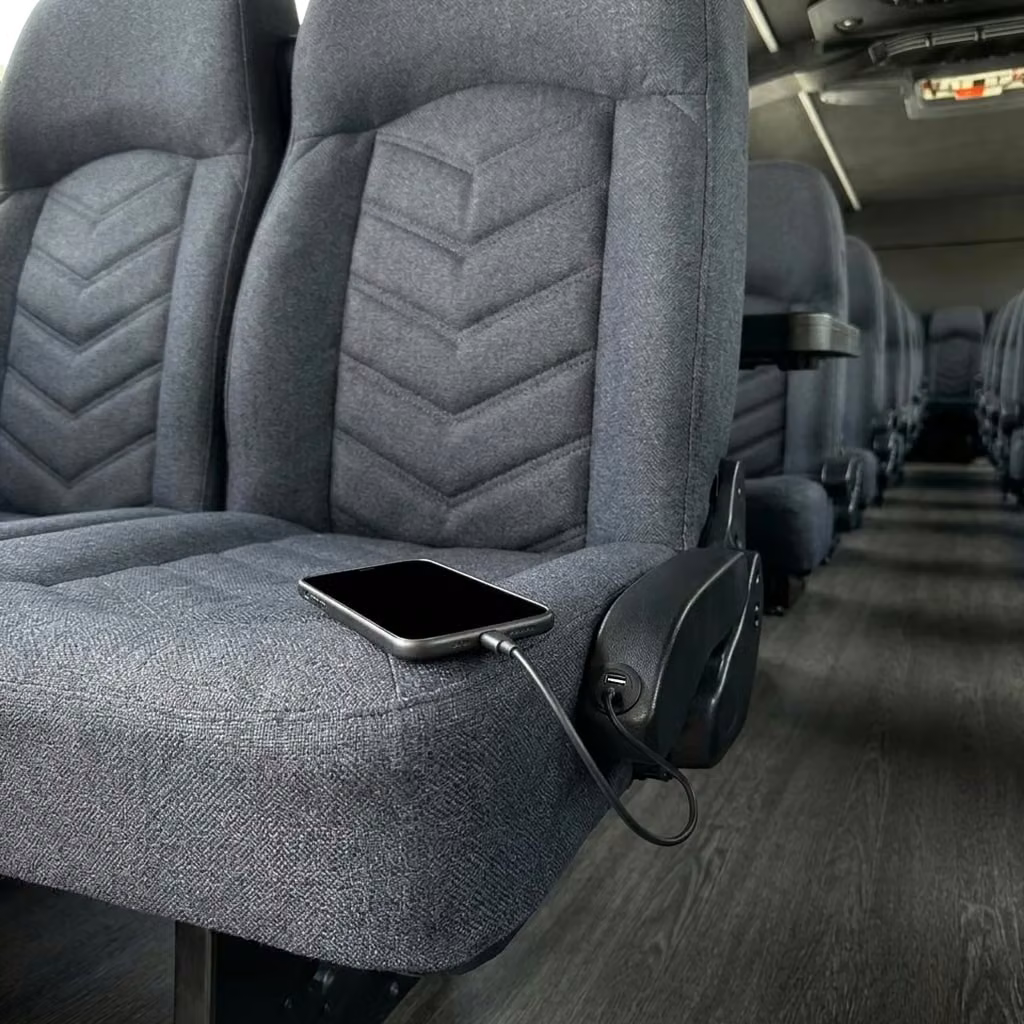 wheat ridge 25 passenger minibus usb charging