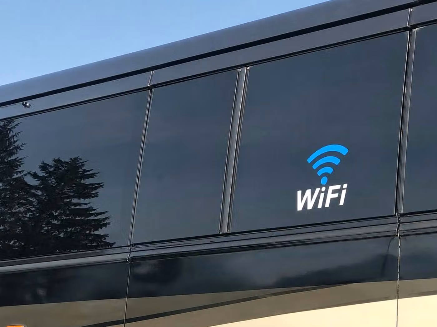wheat ridge 30 passenger minibus wifi